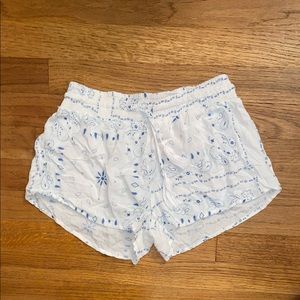 Boutique Beachy Flowy Shorts (NWOT)